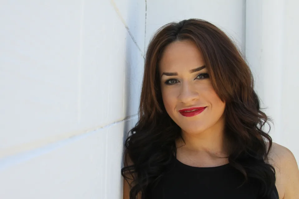 Forehead acne: hair products, makeup, hats and headbands (and how to find your trigger)