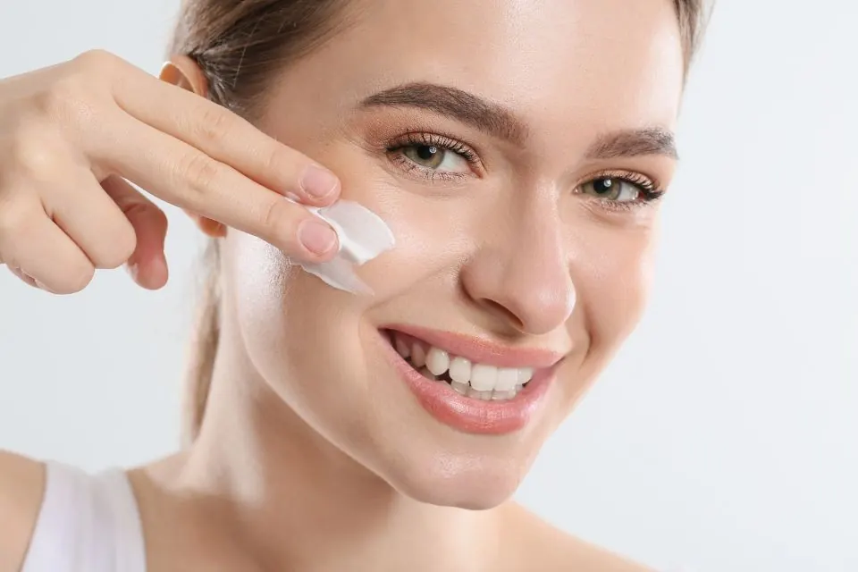 Purging or Breaking Out? How to Tell After a New Product