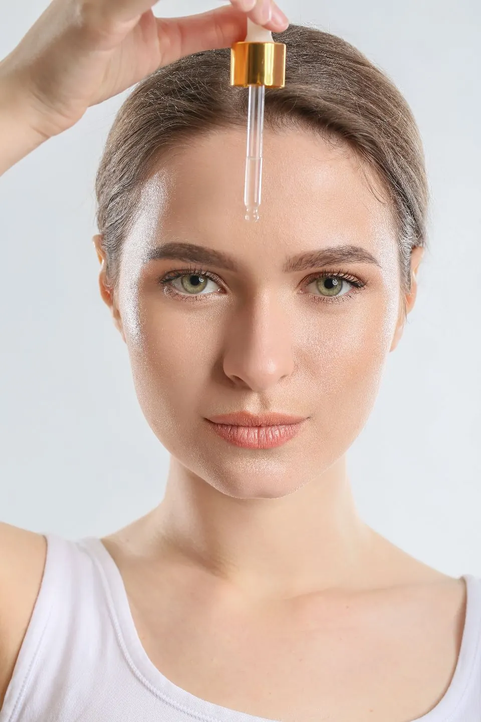 Retinol, Retinal, Tretinoin and Adapalene: How They Differ